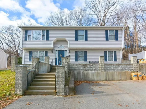 238 Minerva Ave, Cumberland, RI 02864