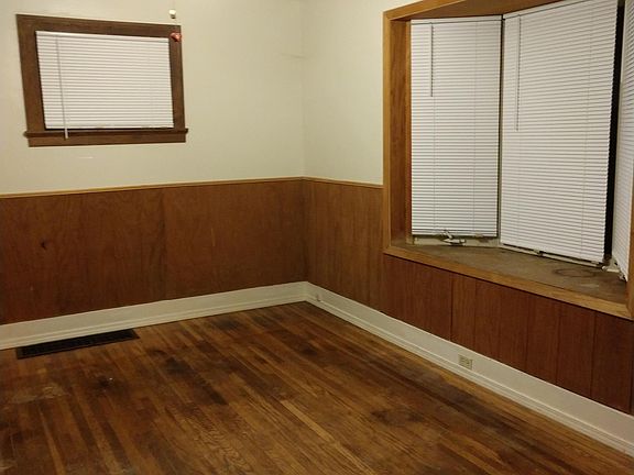 4th image of 6625 Betts Ave