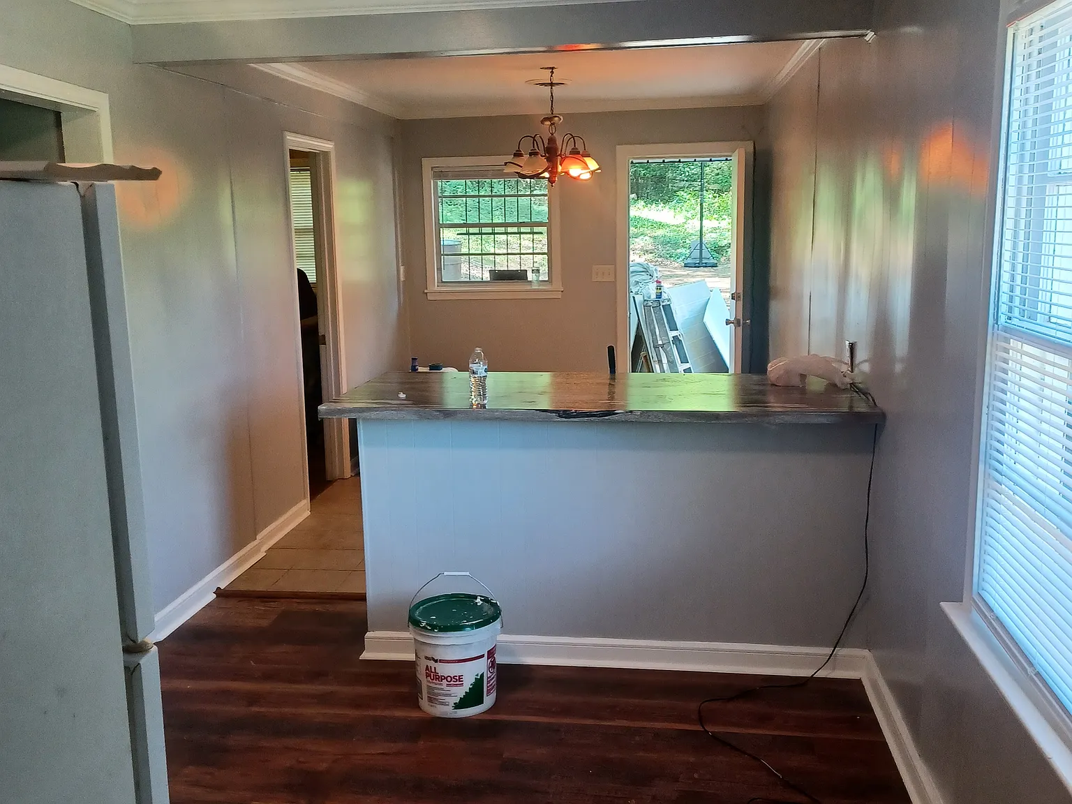 4 bed, 1195 sqft, $975 — Photo 2