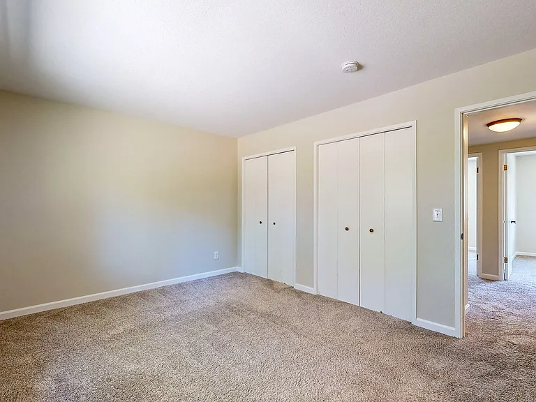 2146 Rivera Dr — Photo 43