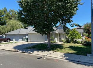 2421 Howe Way, Modesto, CA 95355
