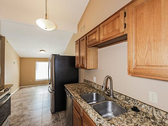 5th image of 5020 Stage West Dr