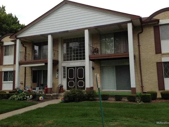 29257 Hayes Rd #82, Warren, MI 48088