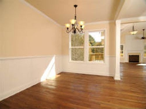 4th image of 730 Pinehill Dr SE