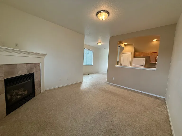 1296 SW Mill Pond Pl #300 — Photo 4