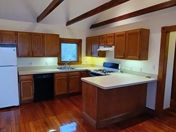 376 Grove St #376, West Roxbury, MA 02132