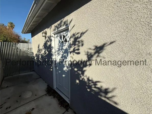 MFU Poach St 4301, 4301 Poach St #B, Bakersfield, CA 93313