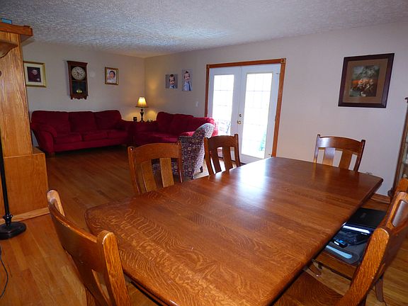 2nd image of 1170 Rainbow Dr NE