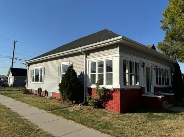 303 W 4th St, Hastings, NE 68901