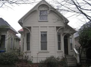 31 S Gibbs St, Portland, OR 97239