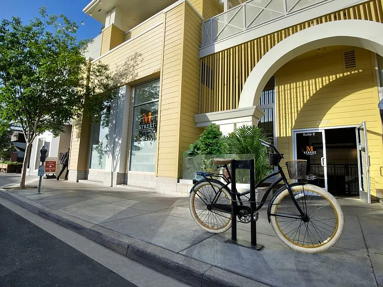 On-site retail and dining including M Street Kitchen