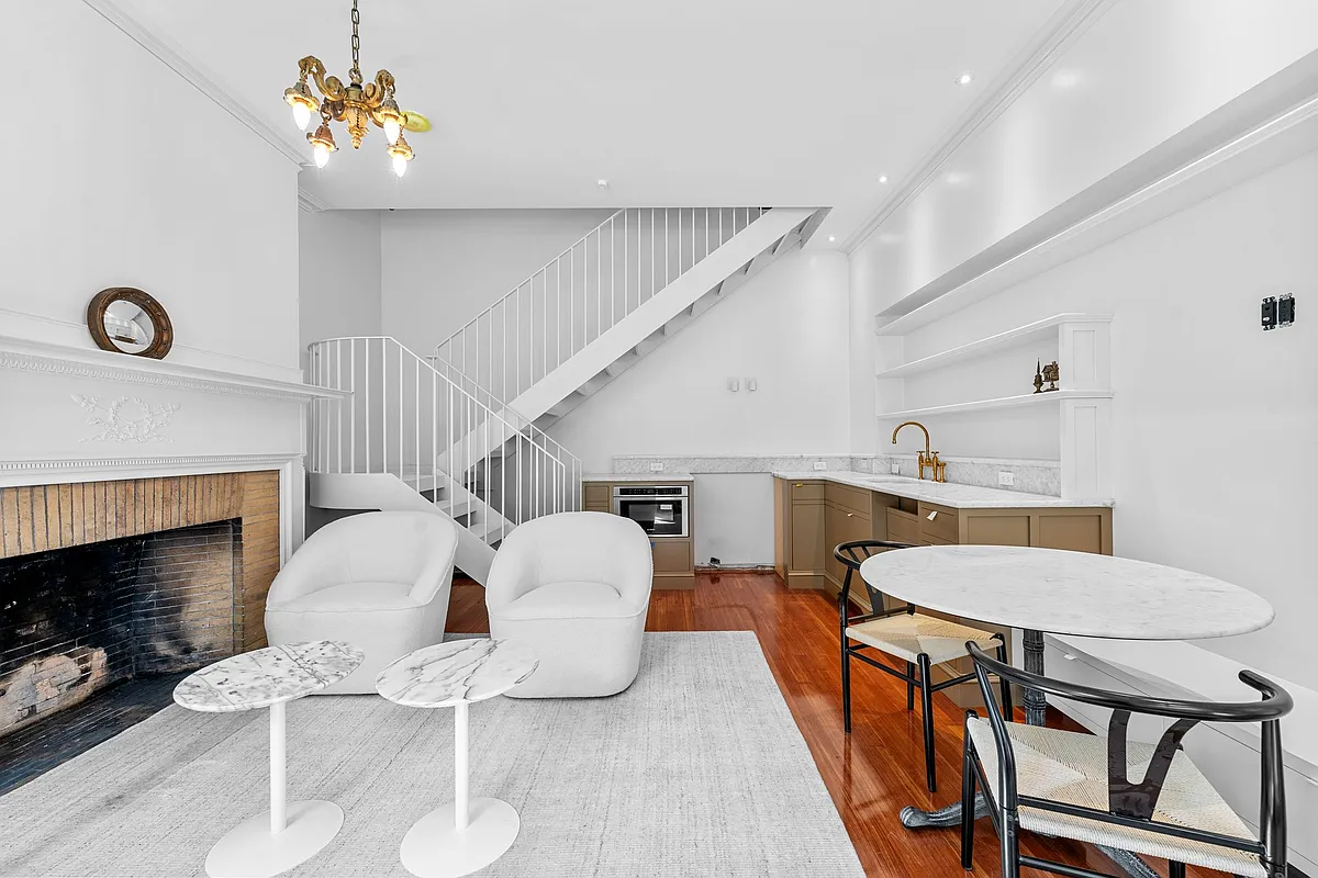 Building Photo - 320 Tappan St #1