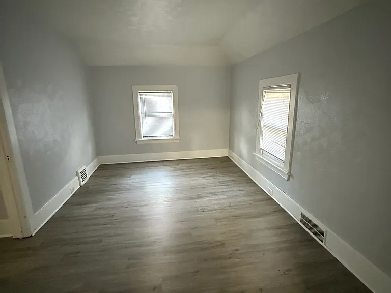 2112 Miami St #2 — Photo 3