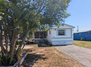 1217 W Hall St, Avon Park, FL 33825