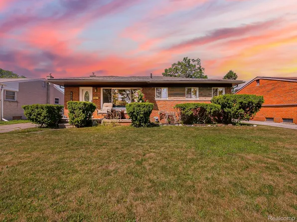 24737 Curie St, Warren, MI 48091