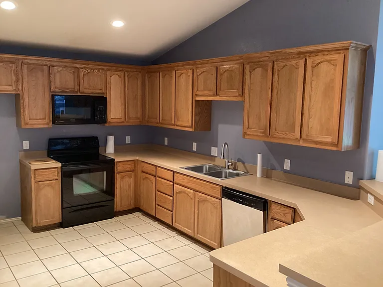 11912 Porcupine Dr — Photo 5