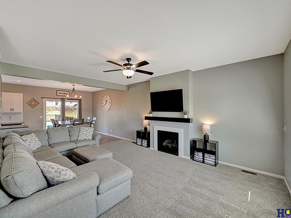 4th image of 808 W Santa Clara St