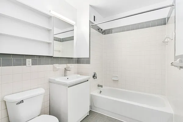 Rented by Corcoran | media 6