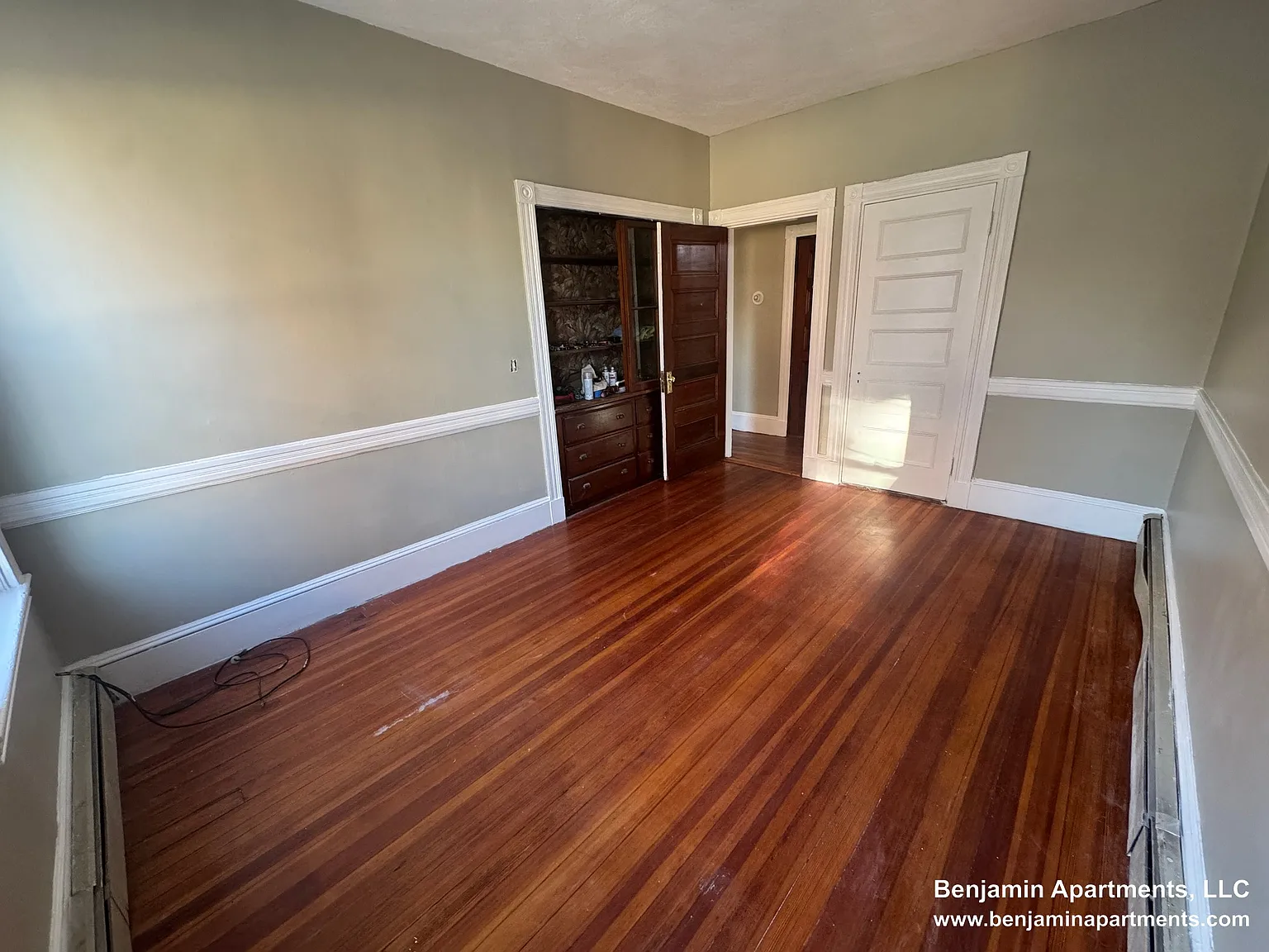 3 bed, $3,300 — Photo 4