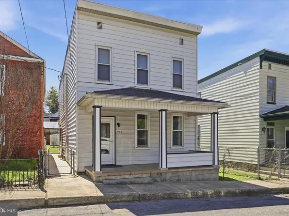 438 Chestnut St, Cumberland, MD 21502
