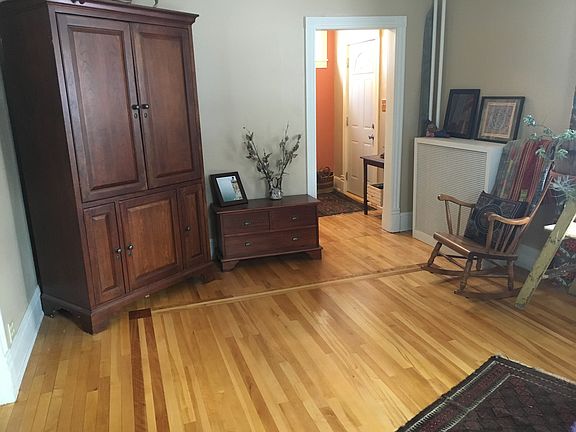 3rd image of 110 W Douglass Ave