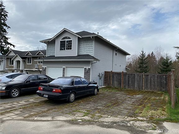 2nd image of 2612 199th Pl SW