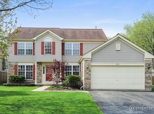 320 Helena Ave, Wauconda, IL 60084