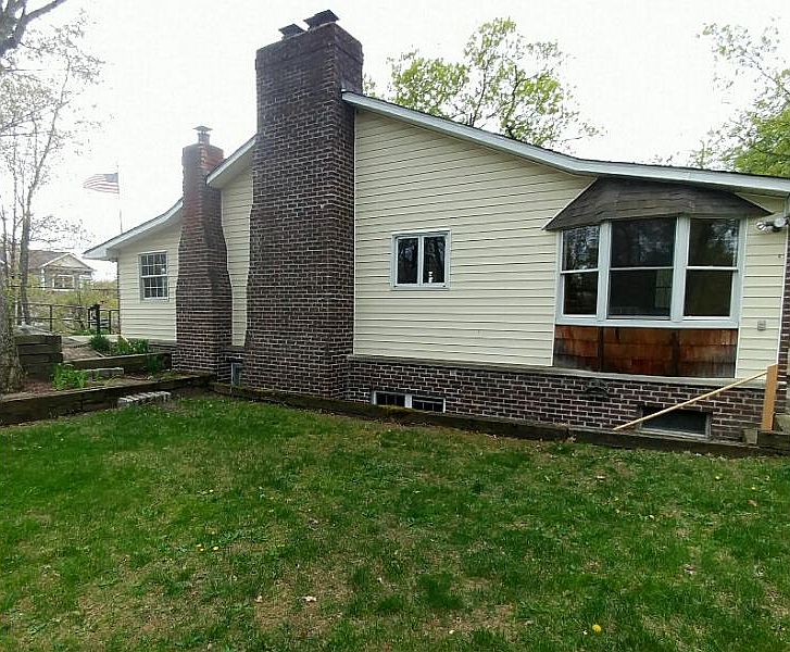1st image of 306 Squaw Trl