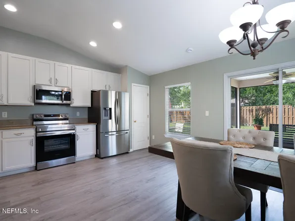 76044 DEERWOOD Drive, Yulee, FL 32097