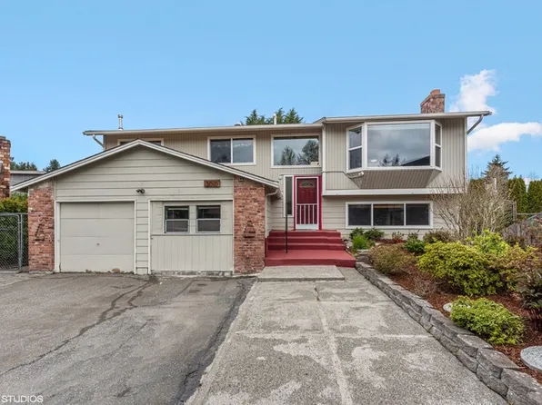 2010 N 153rd St, Seattle, WA 98133