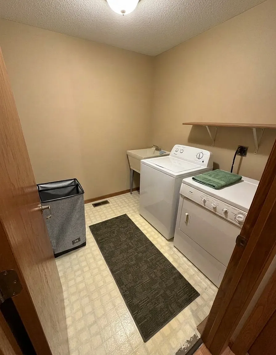 205 1st Street NW, Elk River - 1 — Photo 2