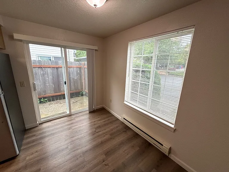 917 Bryan Ct — Photo 7
