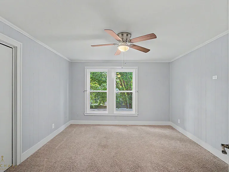 420 Forest Ave — Photo 19