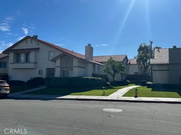 74533 Sagebrush Dr, Palm Desert, CA