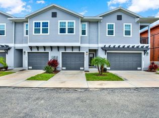 5749 Desert Rose Pl, Tampa, FL 33615
