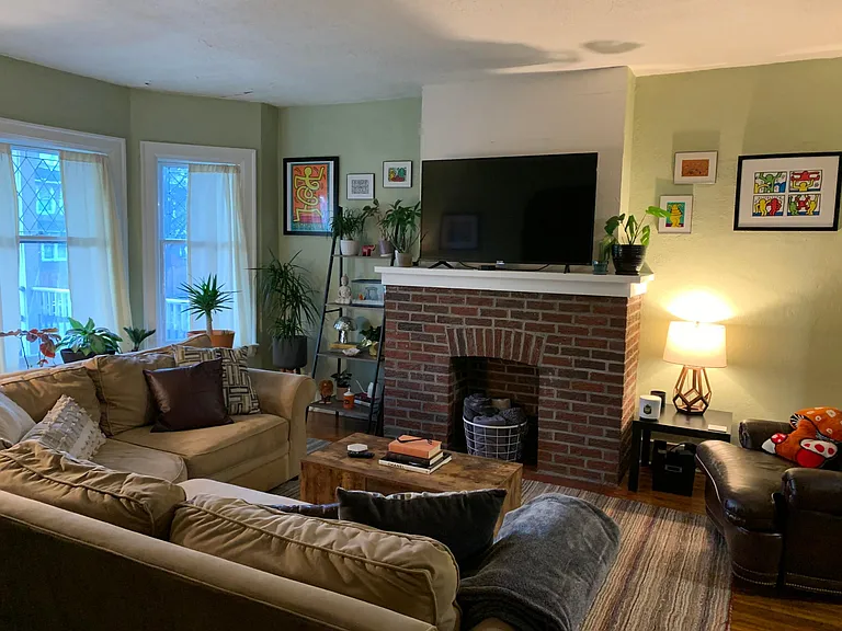 709 Richmond Ave #1 — Photo 17