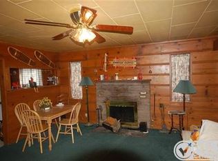 1154 Lark Dr, Wrightwood, CA 92397