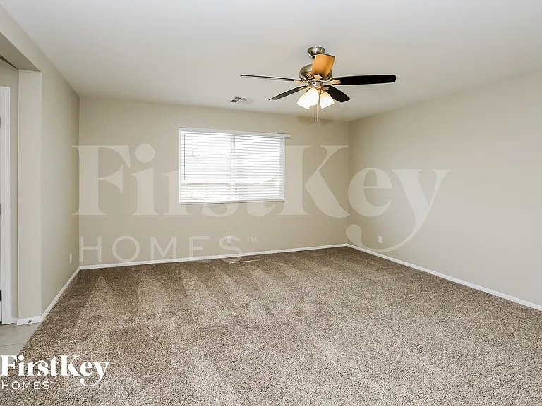 4527 Amberley Ridge Ave — Photo 12