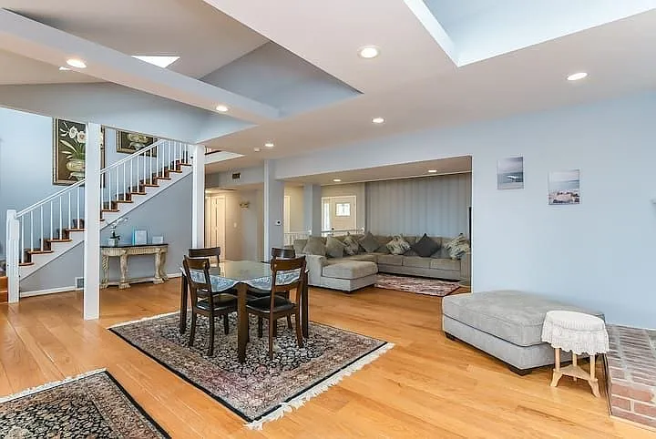 919 Bryant Ave — Photo 22
