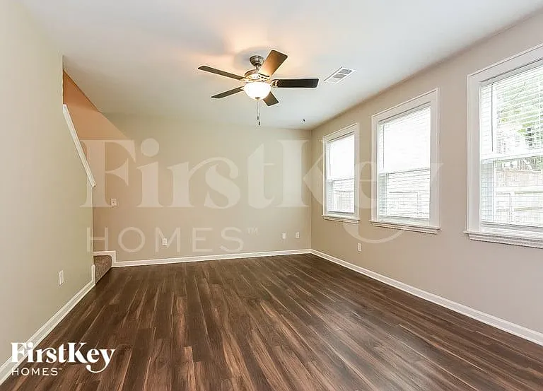 509 Winder Trl — Photo 2