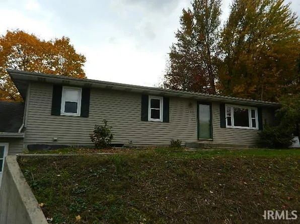 320 Bass St, Warsaw, IN 46580