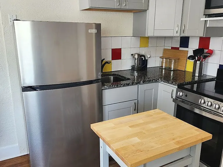 312 Vassar Dr SE — Photo 13