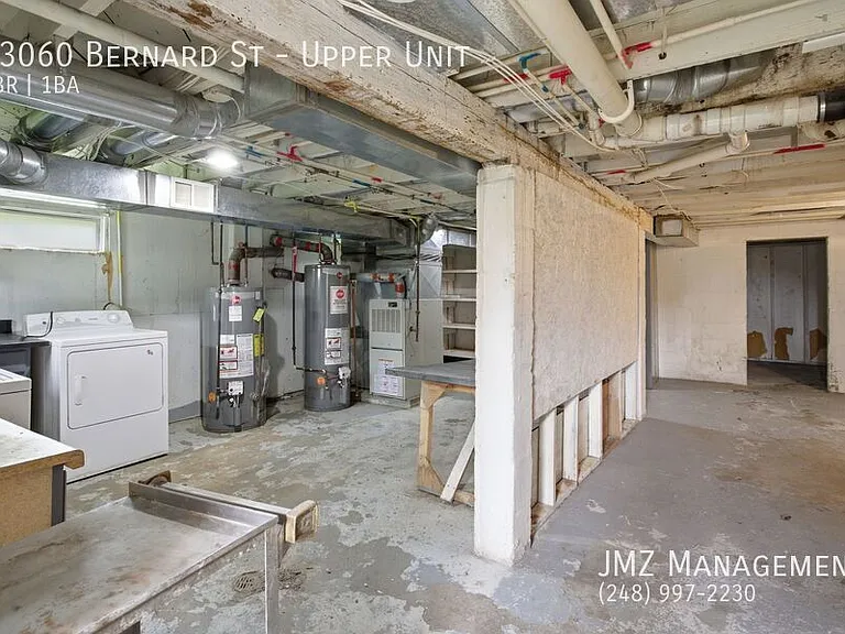 23060 Bernard St #UPPER — Photo 27