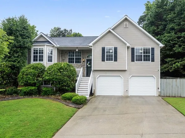 74 Knights Ct, Dallas, GA 30157