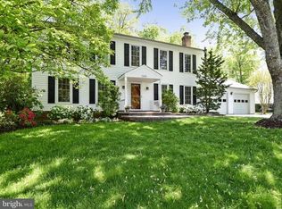 5319 Hampton Forest Way, Fairfax, VA 22030