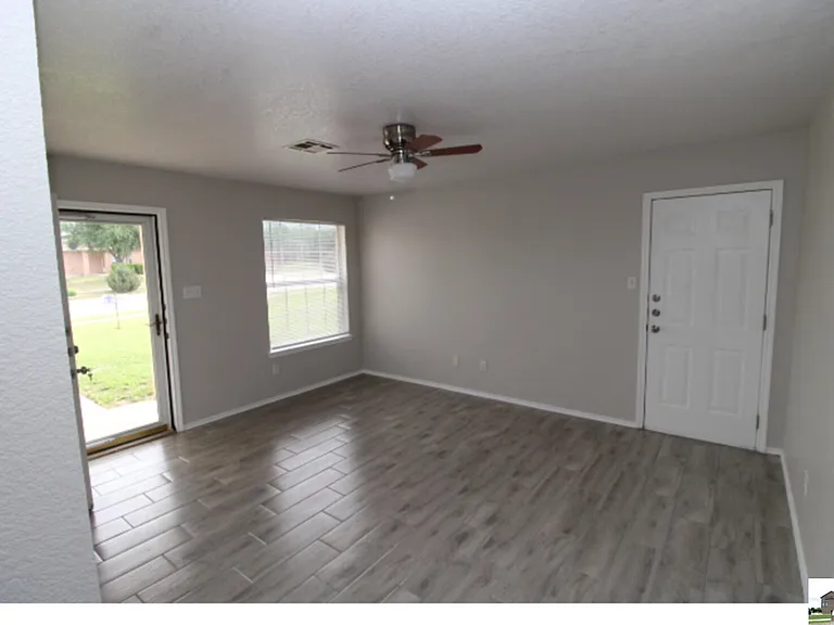 2704 Edgefield St #A — Photo 2