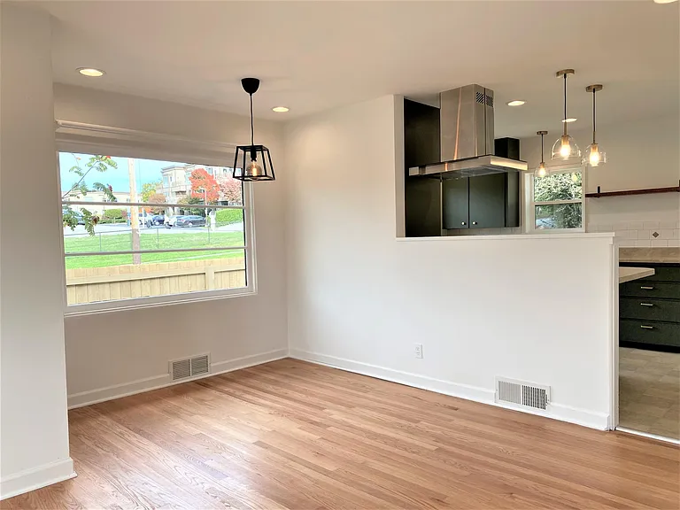 12258 1st Ave NW — Photo 12