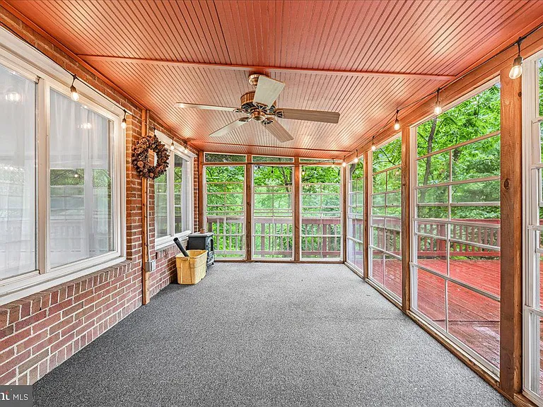 3201 Circle Hill Rd — Photo 12