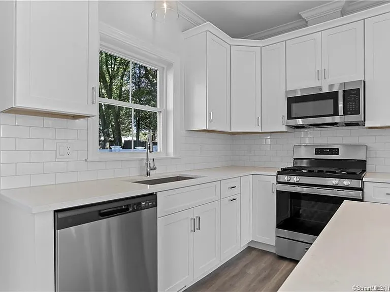 348 Halley Ave #348 — Photo 8