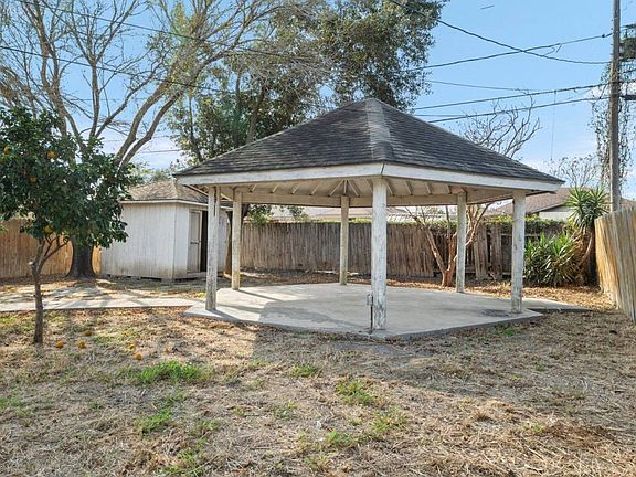3rd image of 6410 S Blanca Ln